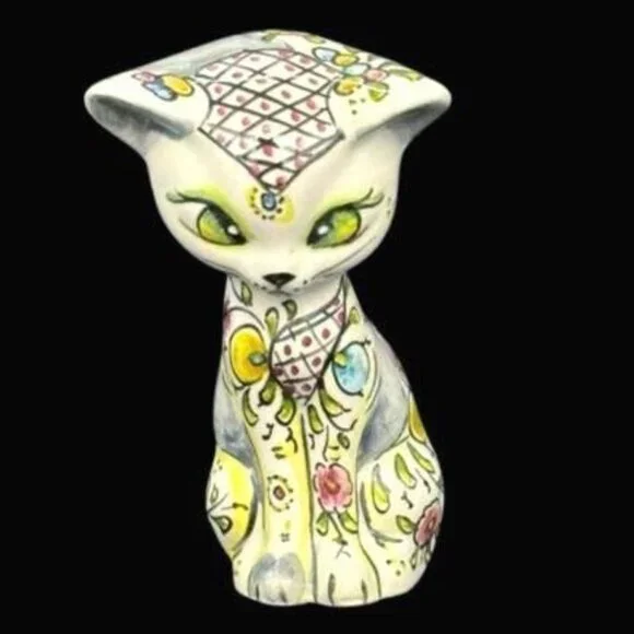Vintage Italy Artisan Hand Painted Porcelain Cat Figurine Statue Signed - Picture 2 of 10